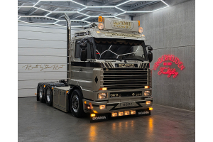 Scania 163M V8 530