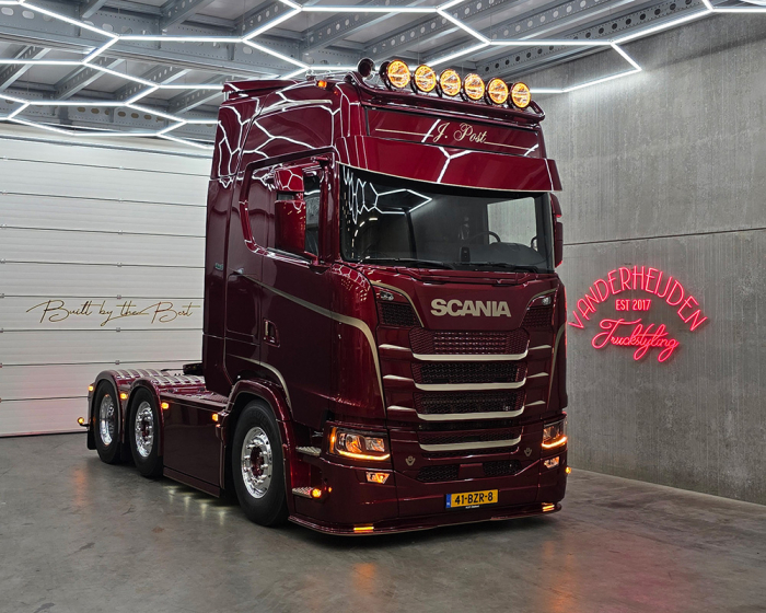 Scania 770s Joelle Post