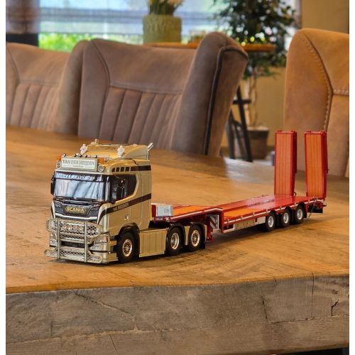 Scania R650 6x2 Van der Heijden Transport