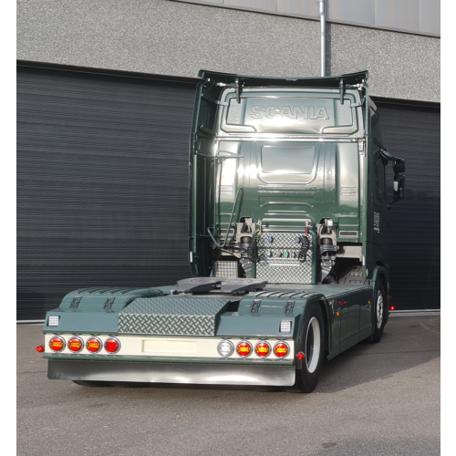 RVS achterbumper met 8 ronde led lamp gaten