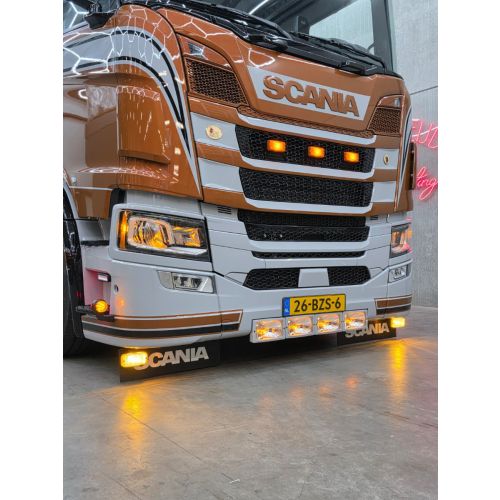 Scania Spatlap zwart